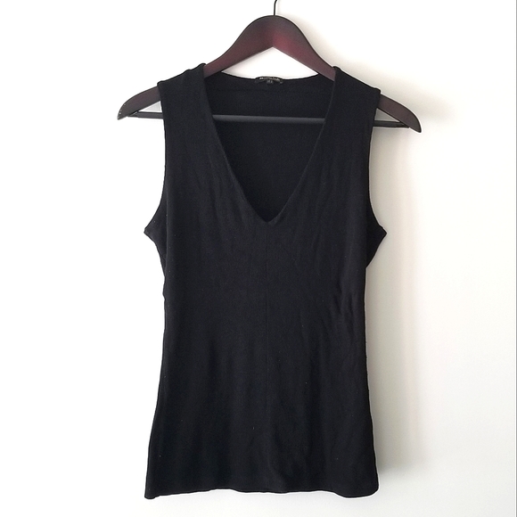 Black Massimo Dutti V-neck Tank Top, Medium - Picture 2 of 6